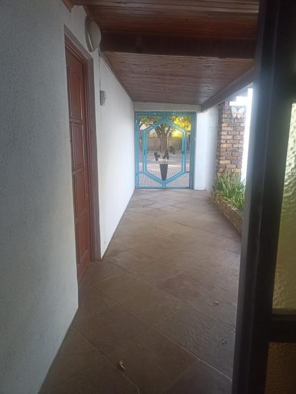 5 Bedroom Property for Sale in Sasolburg Free State